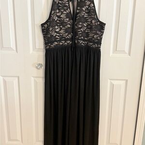Night Way Collections Elegant Black Keyhole Gown Sz 6/8 CB